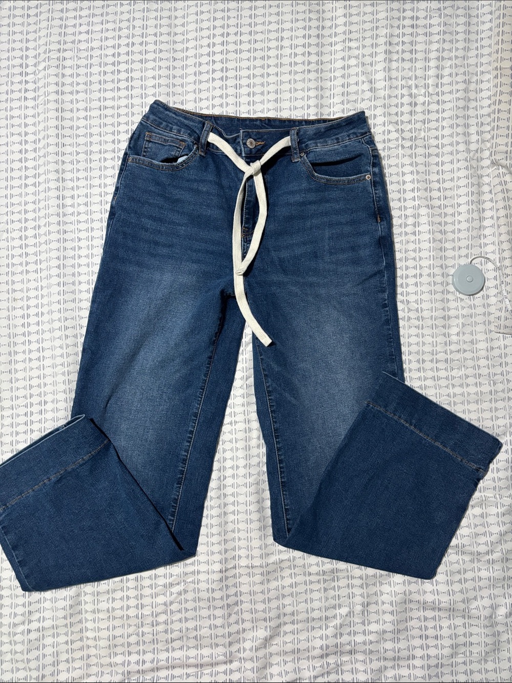 Women's Dark Blue Wide Leg Denim Jeans with Drawstring Waist / size 10